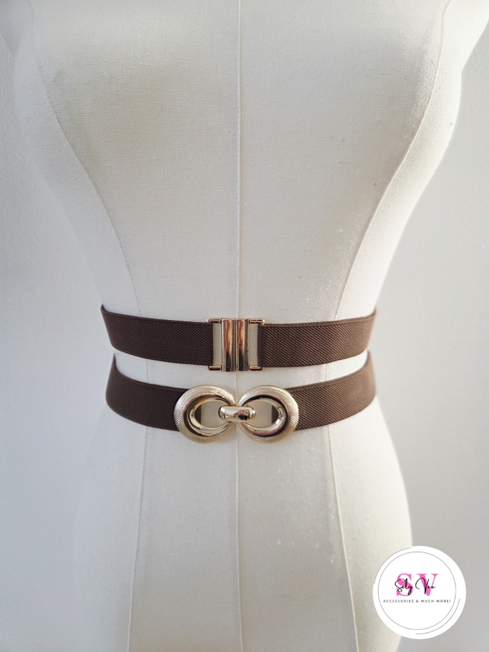 Bundle of 2 elastic brown belts with gold buckle